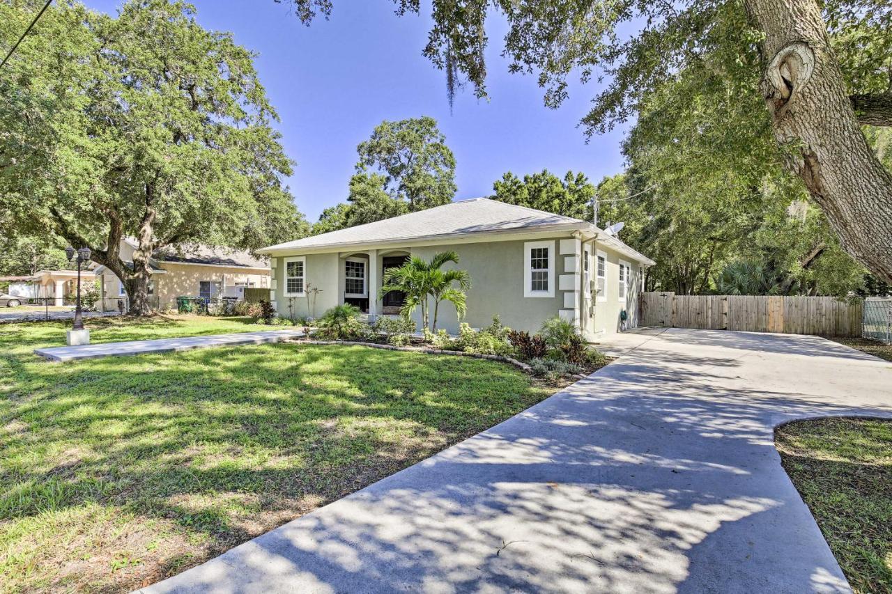 Вилла Tampa Oasis With Pool About 7 Mi To Busch Gardens! Экстерьер фото